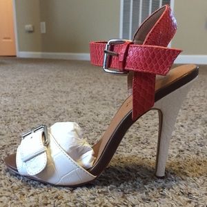 Brand new heeled sandals